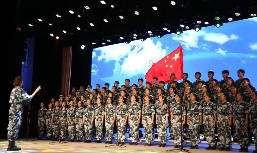 重庆3000余人共享“百家宴” 热闹迎新春